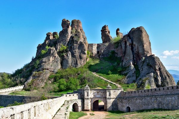 Избираме туристическа атракция на България