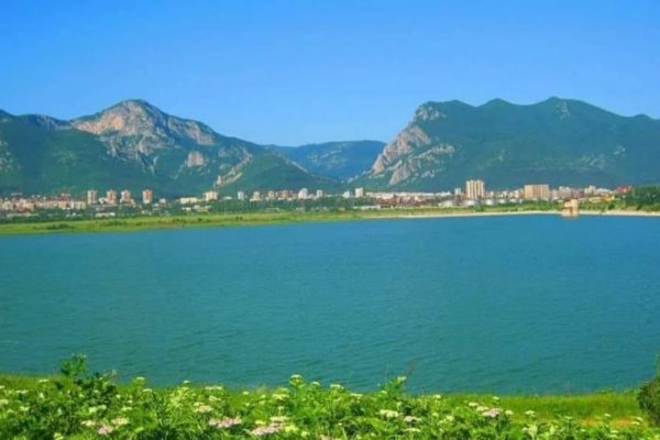Разрешен е нощния риболов край язовирите Дъбника и Огоста
