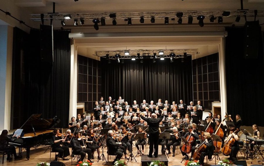 Концертът „Солистите на оркестъра” представя младите солисти на Симфониета – Враца