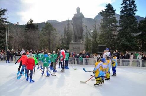 Хокей на лед за всички във Враца