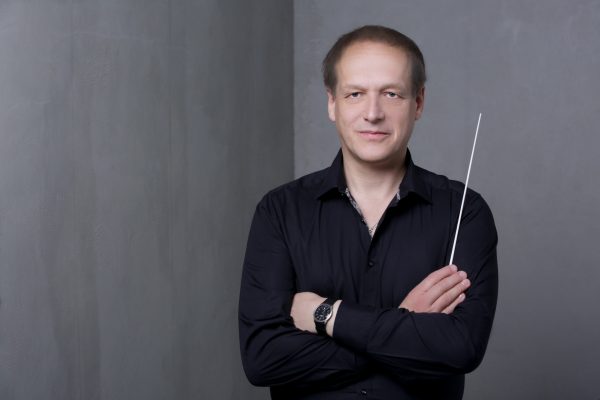 Известен немски диригент пристига във Враца в прекрасен концерт